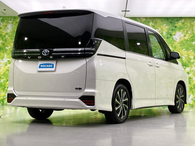 ヴォクシー1.8 ハイブリッド S-Z