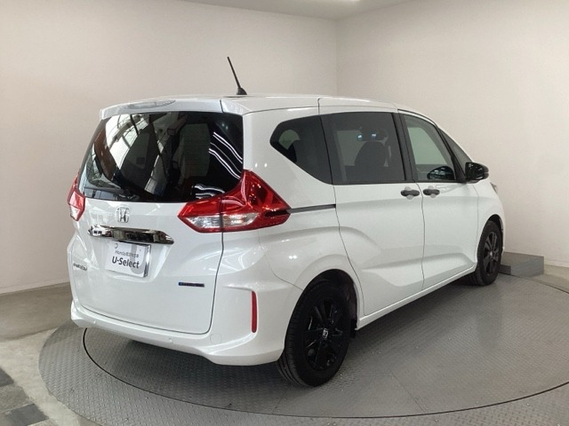 フリード1.5 ハイブリッド G