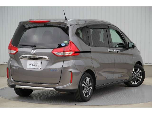 フリード1.5 ハイブリッド クロスター ホンダセンシング