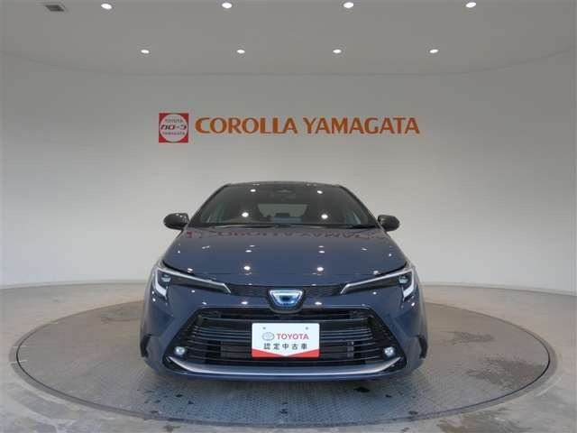 カローラツーリング1.8 ハイブリッド W×B