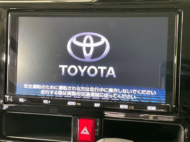 �y���[�J�[����9�^�i�r�z�C���e���A�ɗn�����ރX�^�C���b�V���ȁu��p�݌v�v���[�J�[�i�r�𑕔��􎋔F���⑀�쐫�ȂǊ�{���\�ɂ��D��A���㎿�ȃJ�[���C�t�����y���݂��������܂��B