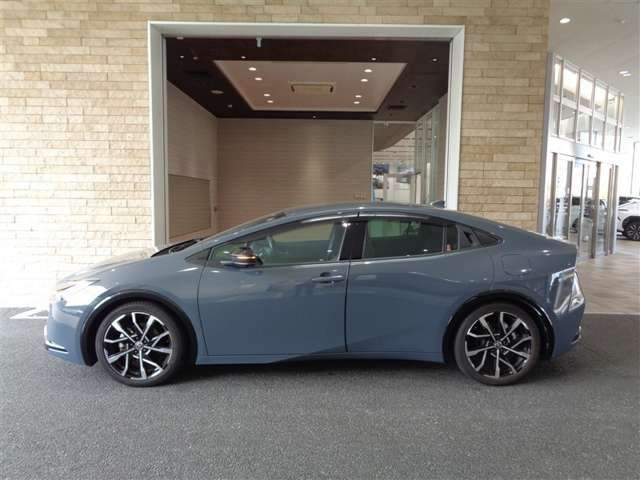 プリウス2.0 プラグインハイブリッド Z