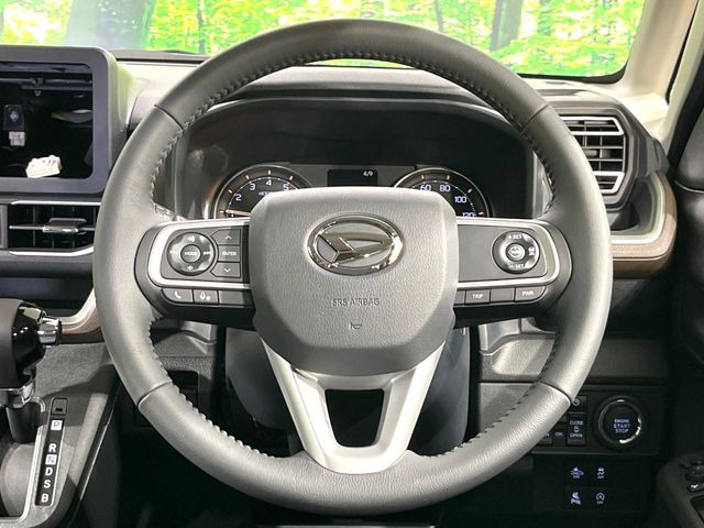 �y�����v�����X�e�A�����O�z�㎿�Ȋv���g�p���邱�ƂŁA��ɂ����������݂ƂĂ��^�]���₷���n���h���ł���