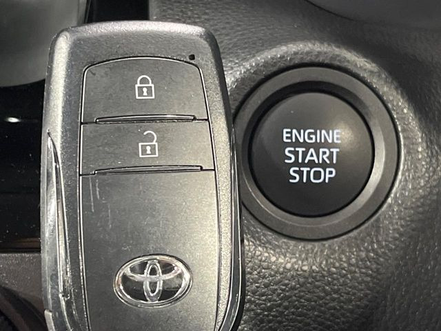 �y�X�}�[�g�L�[�z�J�o����|�P�b�g�ɓ��ꂽ�܂܂ł��h�A�̎{���E�������\�ȃX�}�[�g�L�[�𑕔��B�G���W���̃I���E�I�t�����J�M�����o���K�v����������Ƃ��Ă��֗��ł���