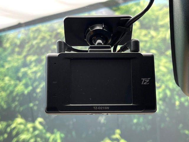 �y�h���C�u���R�[�_�[�z���S�E���S�ȃJ�[���C�t�ɕK�{�̃h���C�u���R�[�_�[�𑕔�!���s���͂������A������^�]�⎖�̂ɑ��������ۂ̏󋵂��f���ŋL�^���A����̃��X�N�ɔ����܂��B