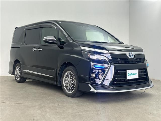 ヴォクシー1.8 ハイブリッド ZS 煌III