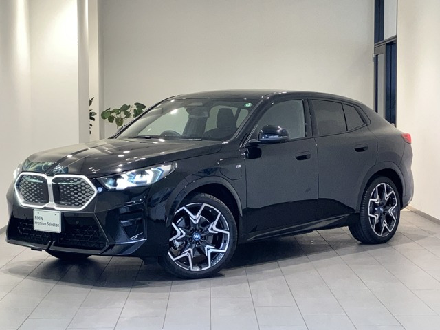 iX2xドライブ30 Mスポーツ 4WD