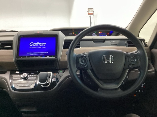 フリード+1.5 ハイブリッド G