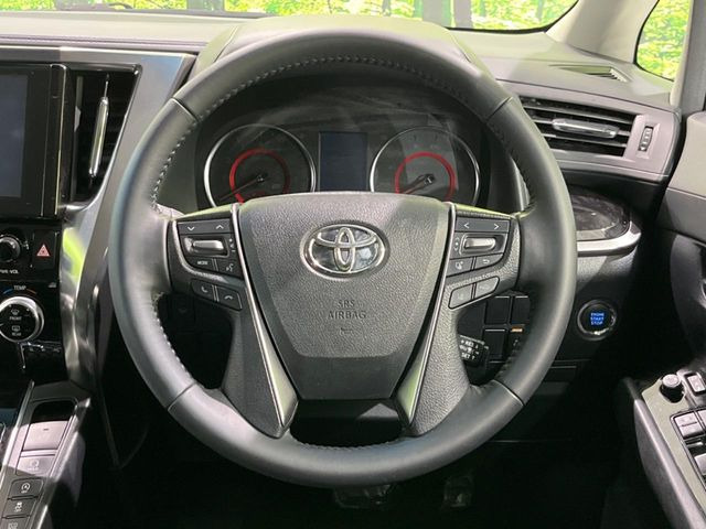 �y�����v�����X�e�A�����O�z�㎿�Ȋv���g�p���邱�ƂŁA��ɂ����������݂ƂĂ��^�]���₷���n���h���ł���