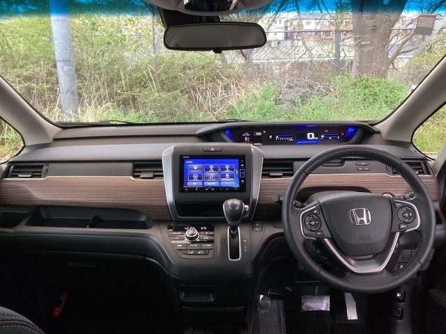 フリード1.5 クロスター ホンダセンシング