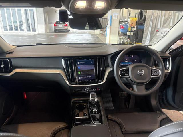 S60リチャージ PHEV T6 AWD アルティメット 4WD