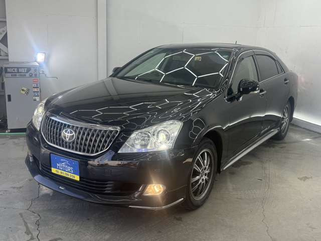 ご予約いただければ室内でのご商談も可能です♪ 天候に左右されずゆっくりとお車を確認することができますので来店前にお申し付けください♪