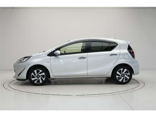 アクア1.5 S スタイルブラック