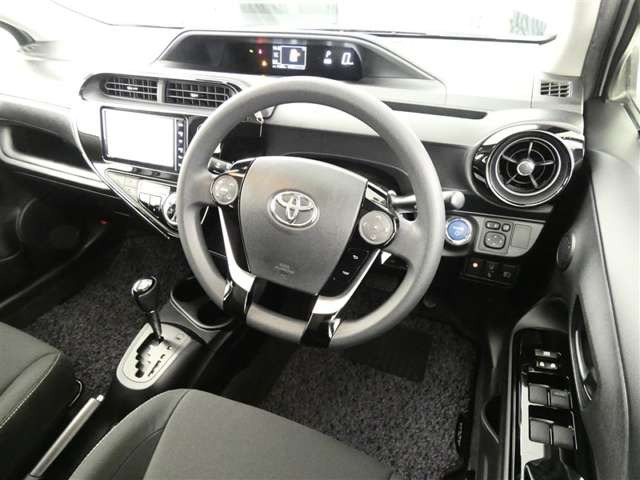 アクア1.5 S スタイルブラック