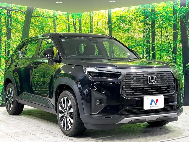 高透明度のガラス皮膜で撥水はもちろん、上質なツヤ・光沢を実現。紫外線や酸性雨から大切な愛車を保護し、色あせ・劣化を防止。「弾スプラッシュコート」、「弾プリミッサコート」からお選びいただけます。