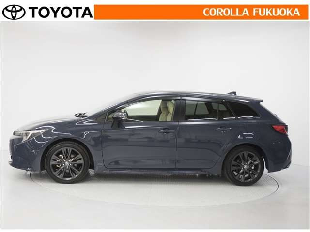 カローラツーリング1.8 ハイブリッド W×B