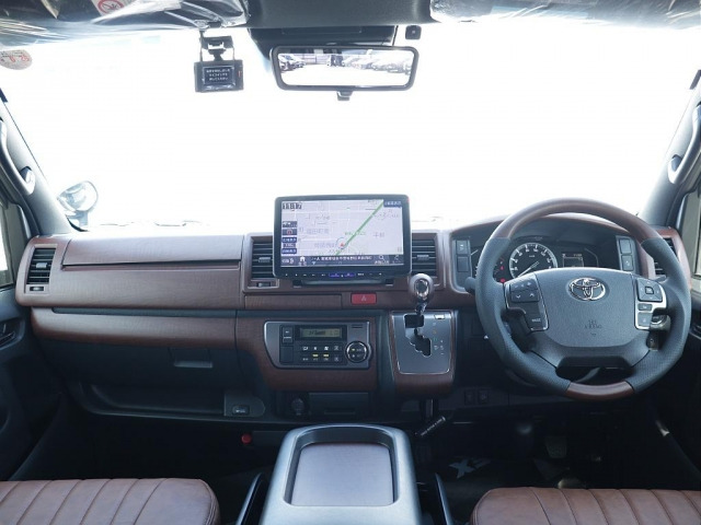 ハイエースバン2.8 スーパーGL ダークプライム S ロング ディーゼル 4WD