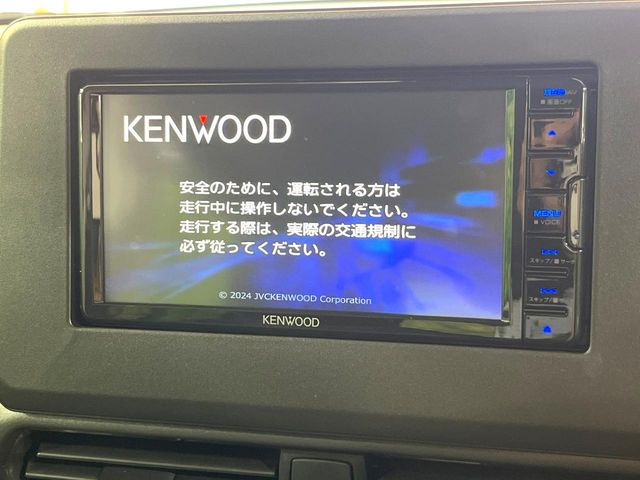 �y�i�r�Q�[�V�����z�g���₷���i�r�ŖړI�n�܂ł�������ē����Ă���܂��B�e��I�[�f�B�I�Đ��@�\���[�����Ă���A���Ԃ̉^�]������Ɋy�����Ȃ�܂�!!