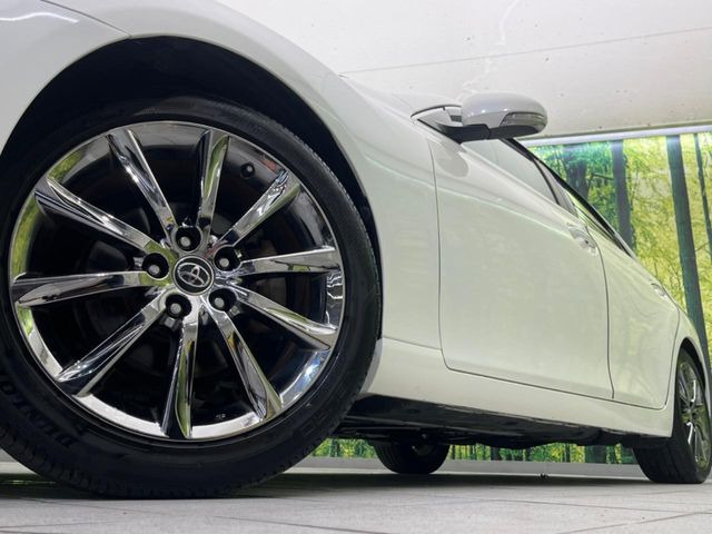 �y����18�C���`�A���~�z�C�[���z�O�ςɃ}�b�`���������A���~�z�C�[���𑕒����Ă���܂��B�e��ЊO�A���~�z�C�[����A�X�^�b�h���X�^�C�����戵�����Ă���܂��B���񂲑��k����������