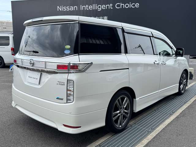 エルグランド2.5 250ハイウェイスター アーバンクロム 4WD