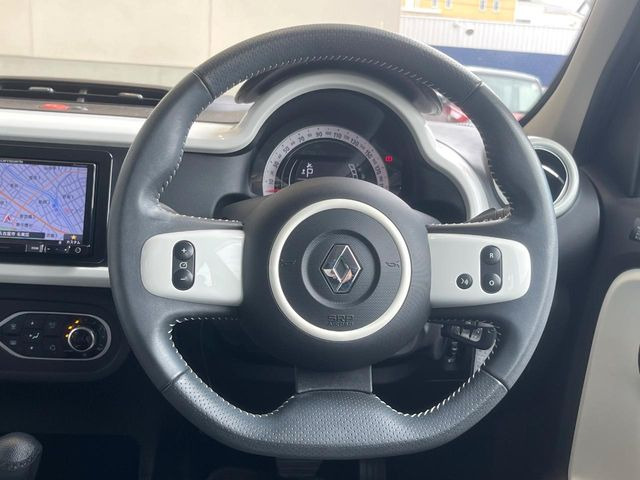 ���n���h�����̃X�������Ȃ��A���ꂢ�ȏ�Ԃ��ێ����Ă���܂��B�e�X�C�b�`���̓�����m�F�ς݂ł��B