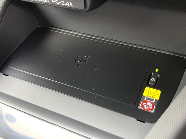 【置くだけ充電】