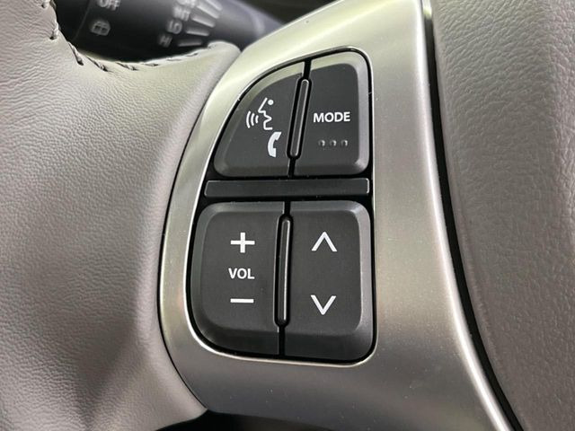 �y�X�e�A�����O�X�C�b�`�z�^�]���A�O������ڐ������炷���ƂȂ��A�I�[�f�B�I���̑��삪�\�ȕ֗��@�\!���S&���K�ȃh���C�u�����o���Ă���܂���