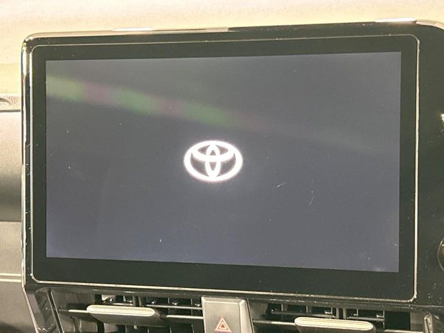 �y10.5�C���` �f�B�X�v���C�I�[�f�B�I�z���ʂ̃f�B�X�v���C��AppleCarPlay��AndroidAuto�����p�\�B�傫�ȉ�ʂŃX�}�z�i�r�A�v���������p���������܂���