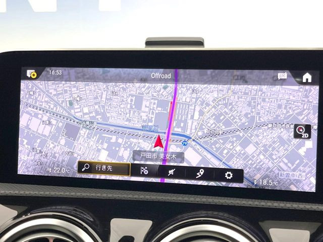 ��MercedesBenz�����i�r:��̊��̂���i�r�́A����������ԓ������o���Ă���܂��BBluetooth�Đ��ȂǃI�[�f�B�I�@�\���[�����Ă���܂��̂ŁA�^�]�����y���߂܂���