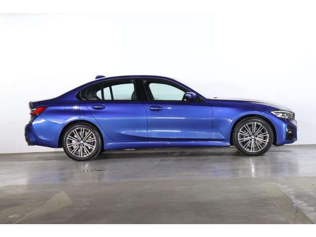 3シリーズセダン330e Mスポーツ