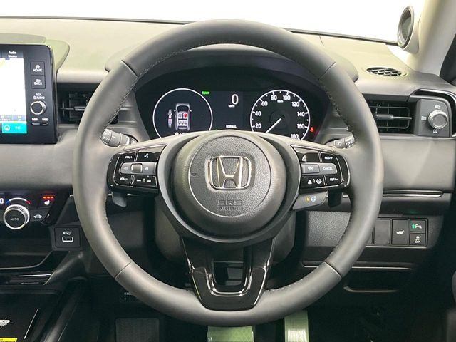 �y�����v�����X�e�A�����O�z�㎿�Ȋv���g�p���邱�ƂŁA��ɂ����������݂ƂĂ��^�]���₷���n���h���ł���