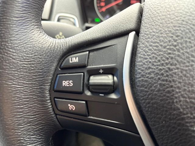 ���I�[�g�N���[�Y�R���g���[��:�������H�⎩���Ԑ�p���H���ɂāA�葬���q���\�ƂȂ�֗��ȋ@�\�ł��B�������ړ��̍ۂł����ɂ����֗��ɂ��g�����������܂���