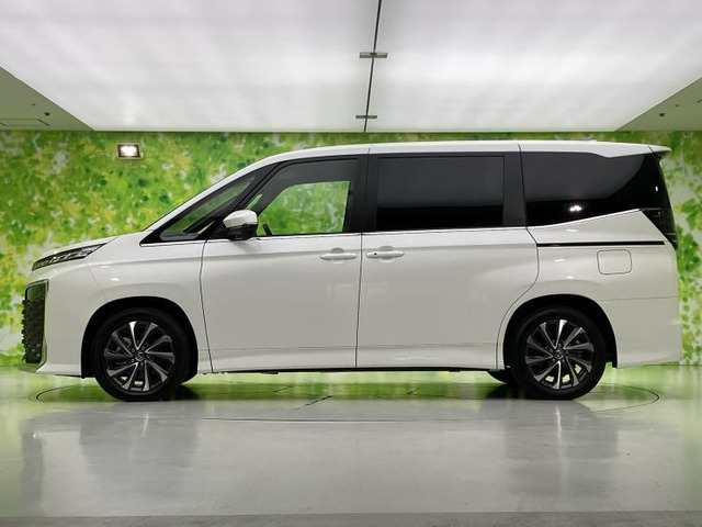 ヴォクシー1.8 ハイブリッド S-Z