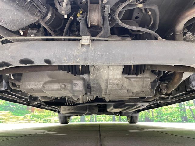 下回りがきれいなうちに、防錆加工の施工がオススメ。降雪地域はもちろん、沿岸部にお住いの方や、趣味でマリン・ウィンタースポーツをされる方にご好評いただいております。