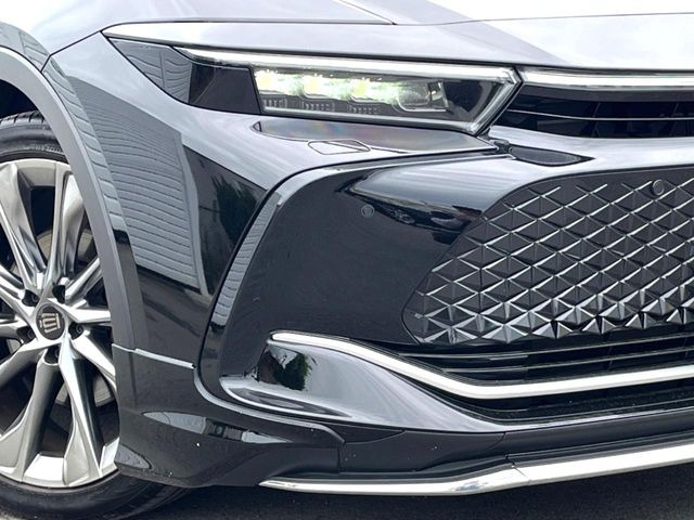 �y�l��LED�w�b�h���C�g�z�X�^�C���b�V���Ȍ����ڂ̎l��LED�w�b�h���C�g�𑕔���X�^�C�������łȂ��A��Ԃ̑��s�����E�ǍD�ň��S���Ă���肢�������܂��B