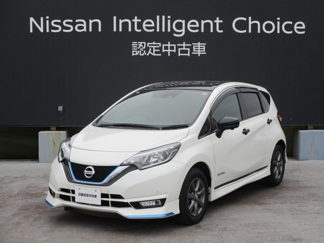 ノート1.2 e-POWER メダリスト FOUR ブラックアロー 4WD