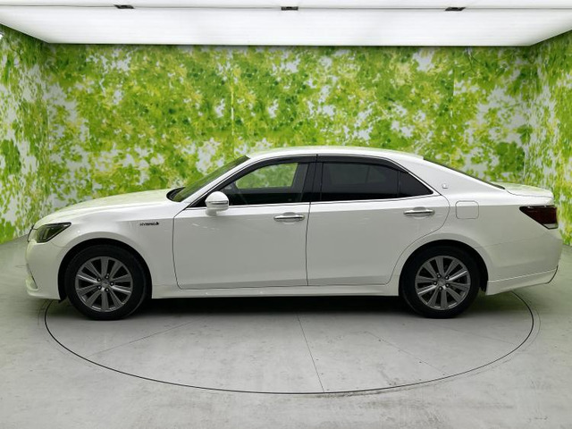 クラウンアスリートハイブリッド 2.5 S Four Jフロンティア リミテッド 4WD