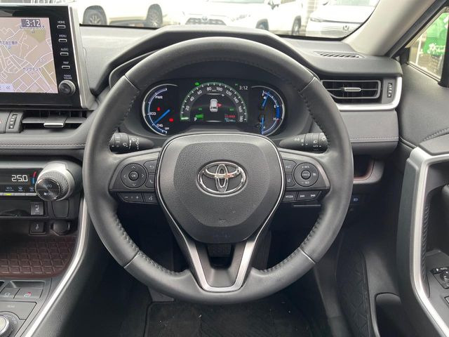 �y�����v�����X�e�A�����O�z�㎿�Ȋv���g�p���邱�ƂŁA��ɂ����������݂ƂĂ��^�]���₷���n���h���ł���