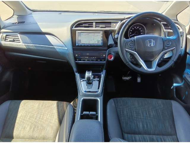 シャトル1.5 ハイブリッド X ホンダセンシング