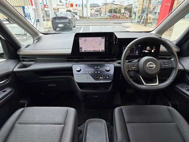 セレナ1.4 e-POWER ハイウェイスターV