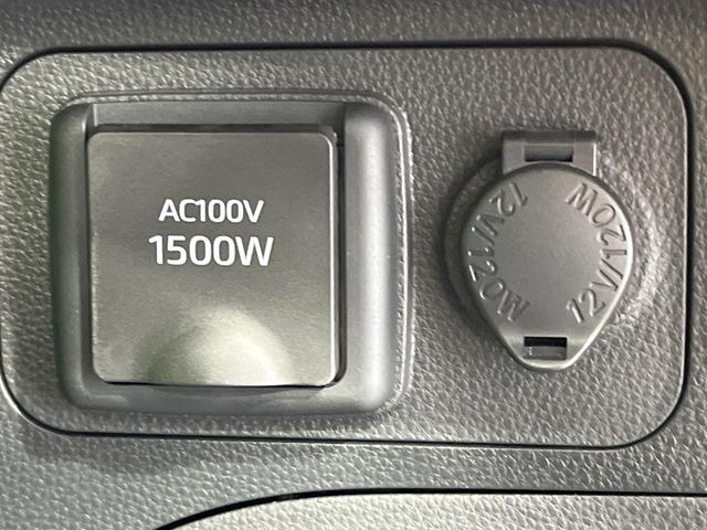 �y�A�N�Z�T���[�R���Z���g�z�L�����v��X�|�[�c�A�A�E�g�h�A�ł̃A�N�e�B�r�e�B�͂������A�ЊQ�E��d�̍ۂɏ����ɂ��Ȃ�AC100V�R���Z���g�𑕔���P�[�^�C��^�u���b�g�A�Q�[���@��̏[�d�ɂ���