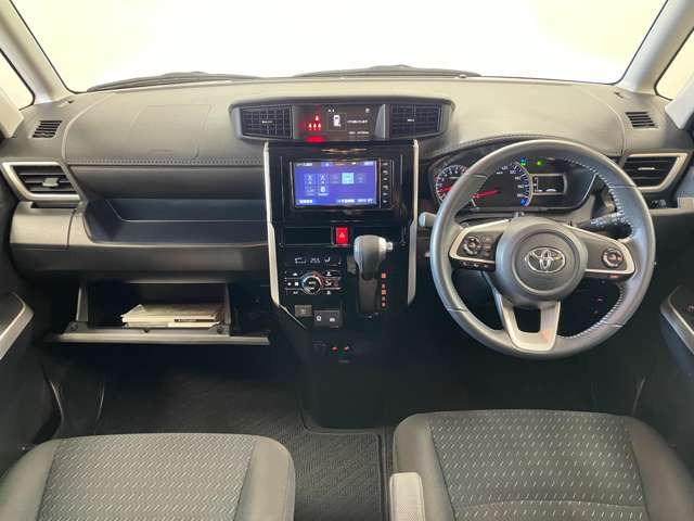 ���D�݂̃I�v�V�����𑕒����Č�[�Ԃ��邱�Ƃ��\�ł��B�i�r�E�o�b�N�J�����EETC�E��ȃt���b�v�_�E�����j�^�[�E�R�[�e�B���O�E�V�[�g�J�o�[�E�h���C�u���R�[�_�[�E�G���W���X�^�[�^�[ �ȂǂȂǎ戵����!