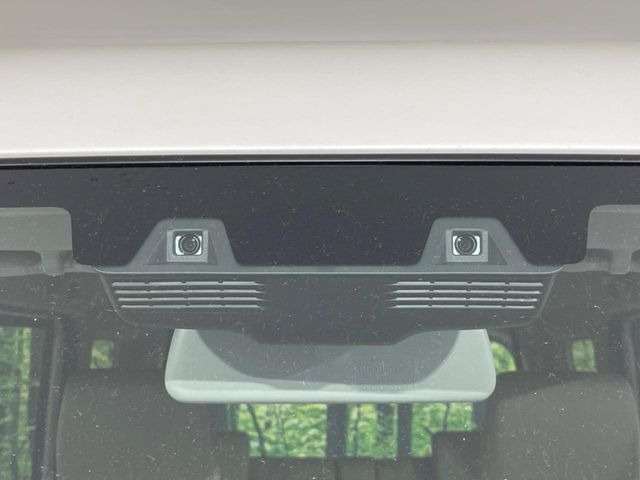 �y�X�Y�L �Z�[�t�e�B�T�|�[�g�z���s���ɑO���̎ԗ�����F�����A�Փ˂������Ȏ��͌x��ƃu���[�L�ŏՓˉ���Ɣ�Q�y�����A�V�X�g�B�����S�Ƀh���C�u�����y���݂��������܂��B