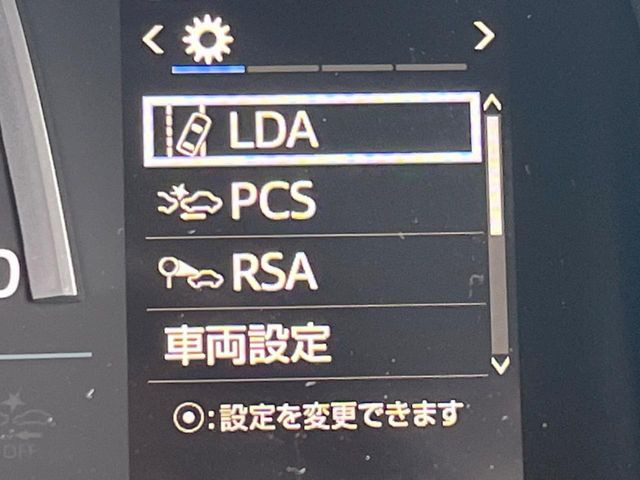 �y�g���^�Z�[�t�e�B�Z���X�z���s���ɑO���̎ԗ�����F�����A�Փ˂������Ȏ��͌x��ƃu���[�L�ŏՓˉ���Ɣ�Q�y�����A�V�X�g�B�����S�Ƀh���C�u�����y���݂��������܂��B