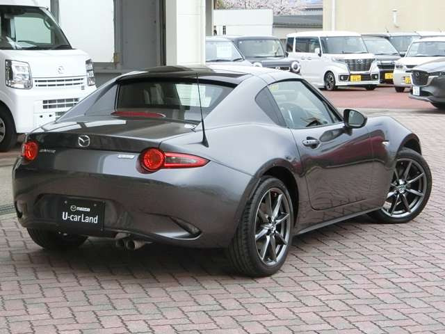 ロードスターRF2.0 VS