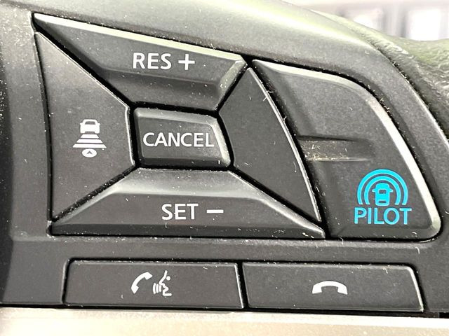 セレナ1.2 e-POWER ハイウェイスターV