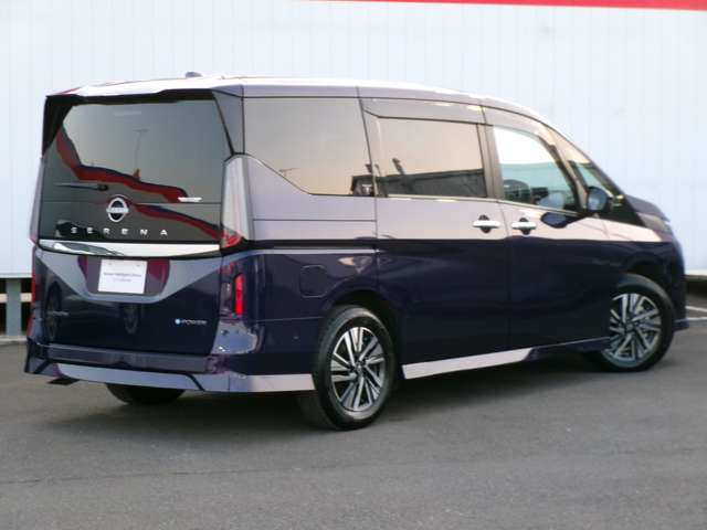 セレナ1.4 e-POWER ルキシオン