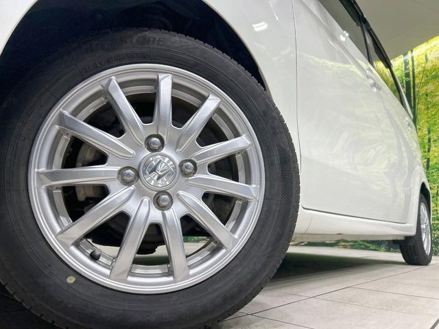 �y����14�C���`�A���~�z�C�[���z�O�ςɃ}�b�`���������A���~�z�C�[���𑕒����Ă���܂��B�e��ЊO�A���~�z�C�[����A�X�^�b�h���X�^�C�����戵�����Ă���܂��B���񂲑��k����������