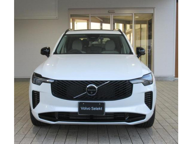 XC90ウルトラ T8 AWD プラグイン ハイブリッド 4WD