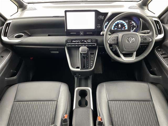 ノア1.8 ハイブリッド Z